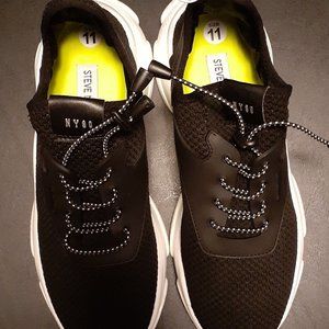 Steve Madden-ISLES SLIP-ON SNEAKER